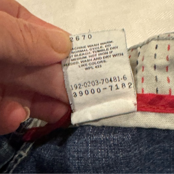 Vintage 2003 Levi's Dark Blue Jean Shorts size 10 flap pockets y2K 4 inch - Picture 6 of 6